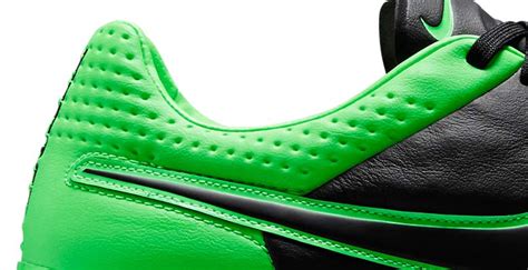 schwarz grüne nike schuhe